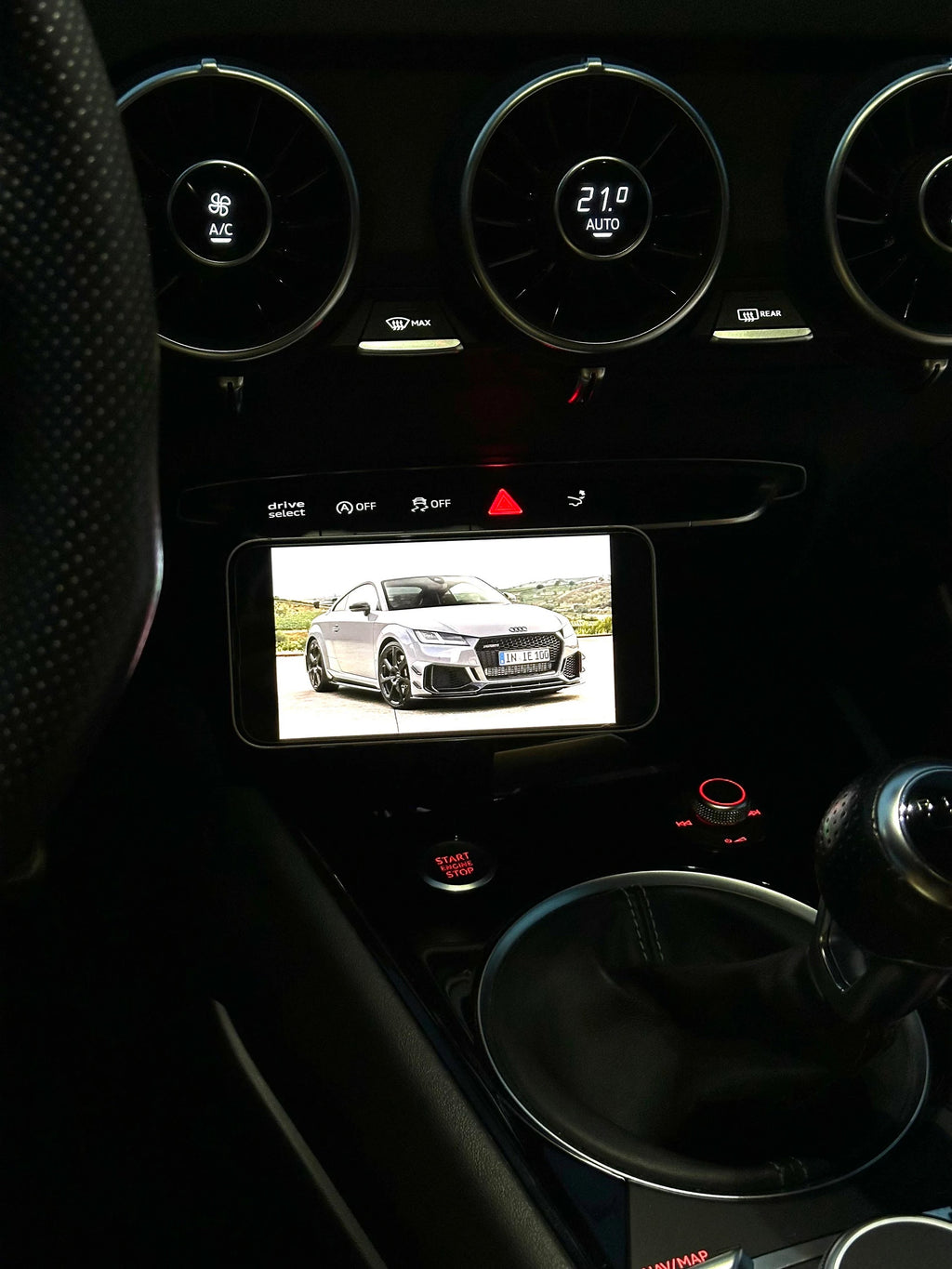Audi TT 8S/8FV Handyhalter Magsafe Halterung wireless charger