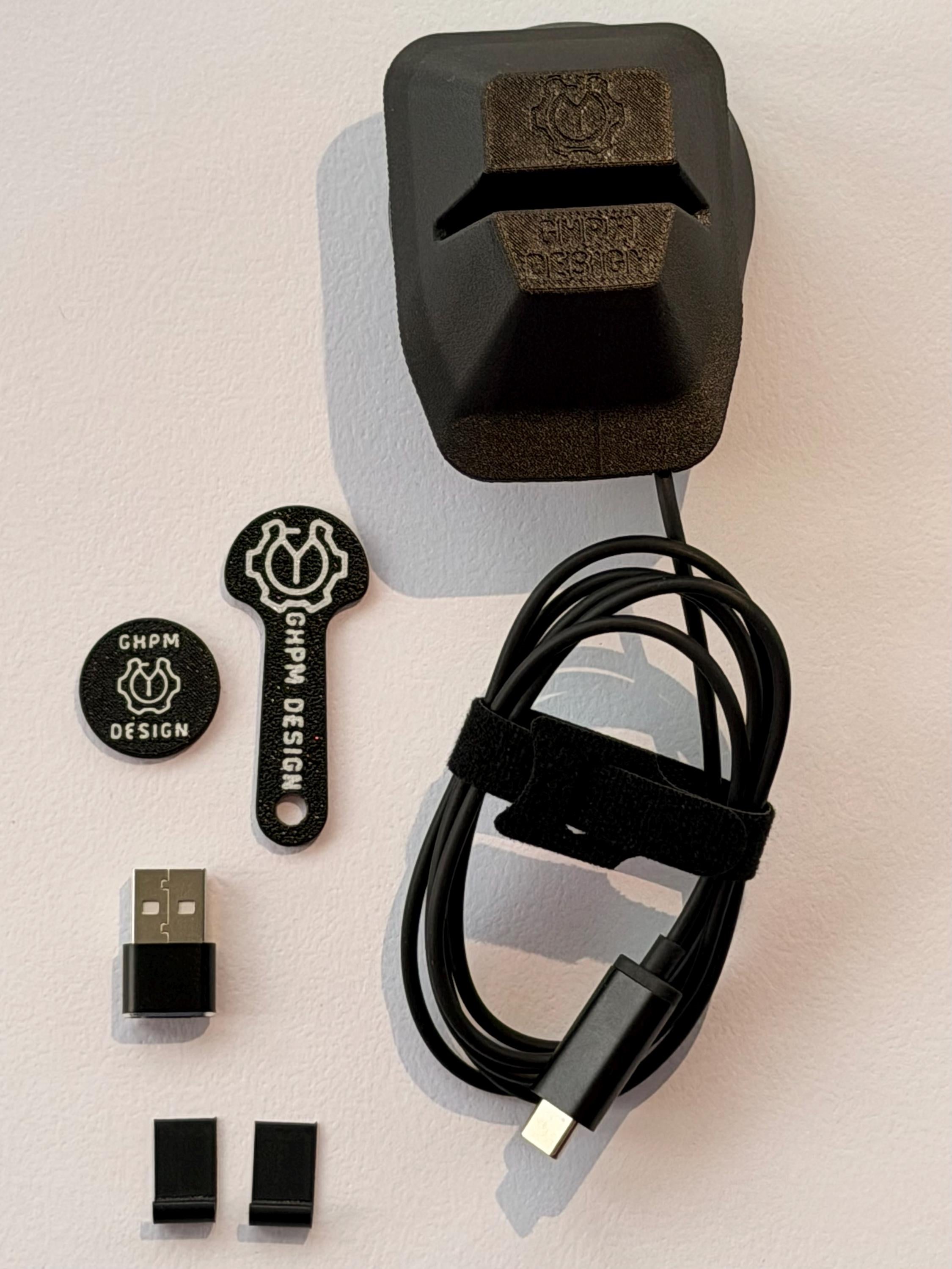 MagSafe Handyhalterung mit Ladefunktion für Ford Tourneo Courier / Transit Courier ab 10/2023